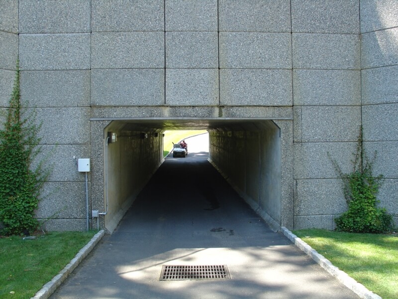 t-wall tunnel