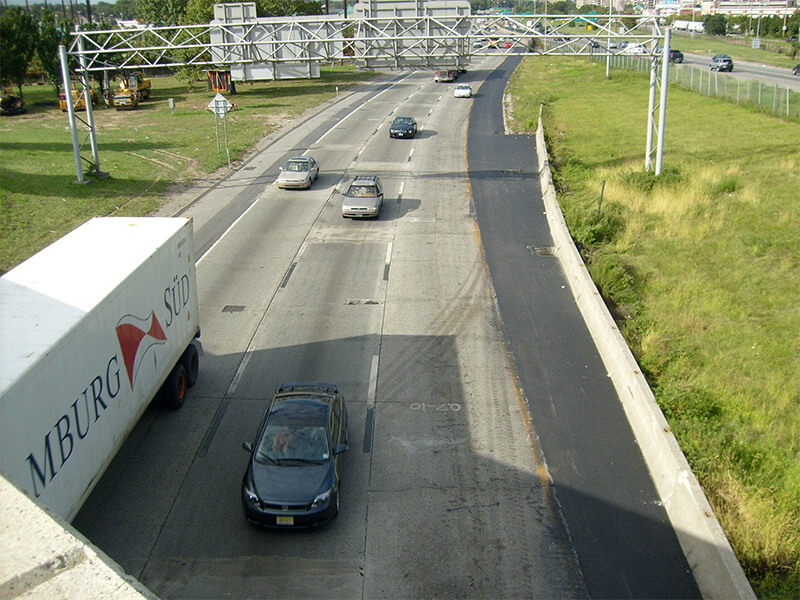 I-95 precast pavement restoration